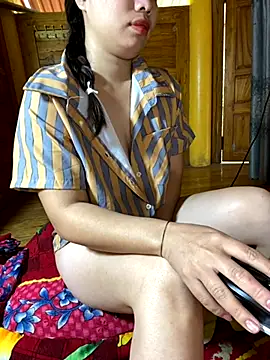 Sexyass13 online show from November 28, 12:44 am