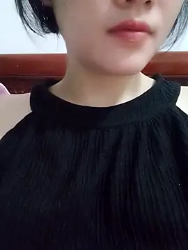 Snapshot of Sexyass13 chatting on September 18, 8:50 am Sexyass13 online show from September 18, 8:50 am