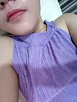 Snapshot of Sexyass13 chatting on October 15, 6:05 pm Sexyass13 online show from October 15, 6:05 pm