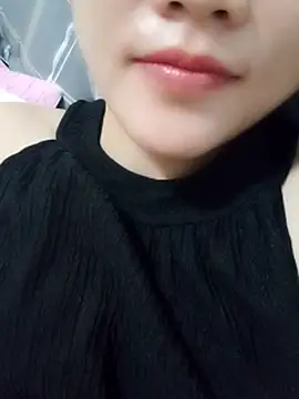 Snapshot of Sexyass13 chatting on September 17, 5:04 pm Sexyass13 online show from September 17, 5:04 pm