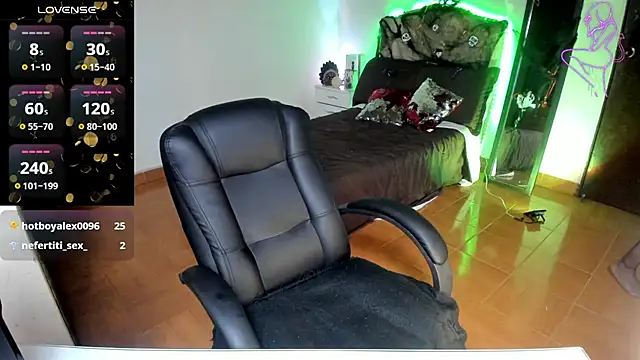 vampirellaa crazy  online show from October 9, 5:19 am