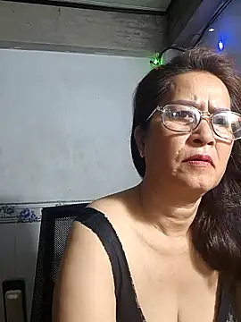 phnz online show from April 12, 7:28 pm