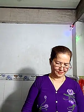 phnz online show from February 6, 10:33 am