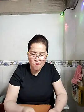 Snapshot of phnz chatting on September 12, 6:02 am phnz online show from September 12, 6:02 am