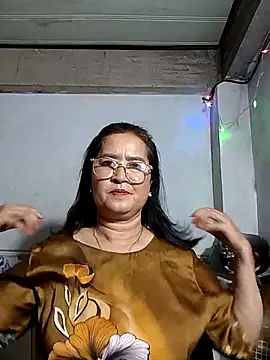 Snapshot of phnz chatting on October 21, 1:54 pm phnz online show from October 21, 1:54 pm