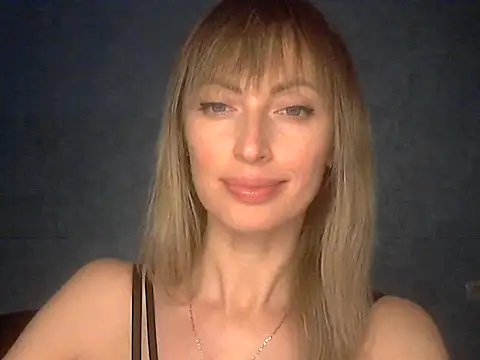 EffectMaya online show from February 10, 7:02 pm