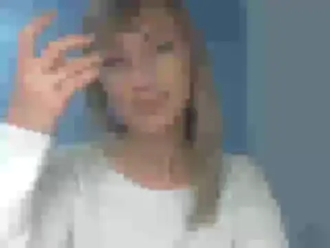 Snapshot of EffectMaya chatting on October 26, 4:40 pm EffectMaya online show from October 26, 4:40 pm