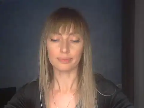 EffectMaya online show from March 10, 6:01 pm