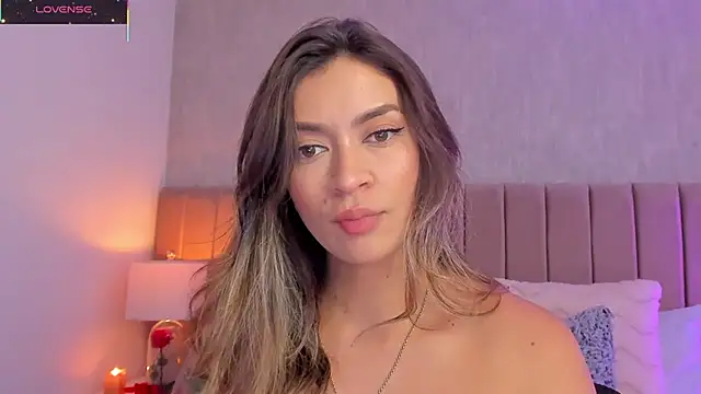 Snapshot of Victoria_romanox chatting on March 8, 9:18 pm Victoria romanox online show from March 8, 9:18 pm