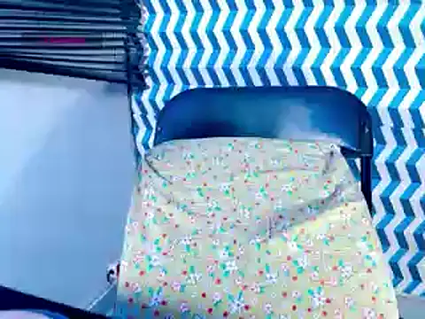 Snapshot of MariannaGotica chatting on December 2, 6:20 pm MariannaGotica online show from December 2, 6:20 pm