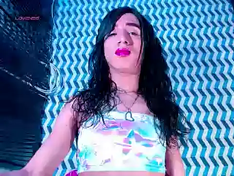 Snapshot of MariannaGotica chatting on October 22, 10:19 pm MariannaGotica online show from October 22, 10:19 pm