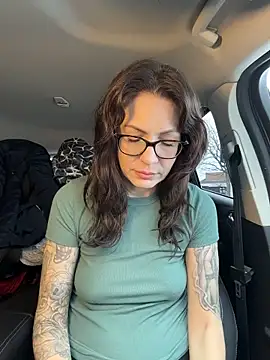 BeautifulMesss online show from March 22, 4:41 pm