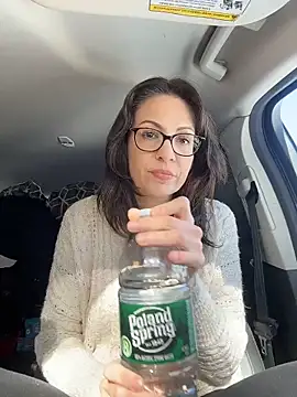 BeautifulMesss online show from February 26, 3:56 pm