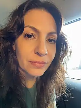 BeautifulMesss online show from May 25, 4:17 pm