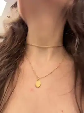 BeautifulMesss online show from June 16, 5:02 pm