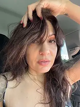 BeautifulMesss online show from June 12, 3:21 pm