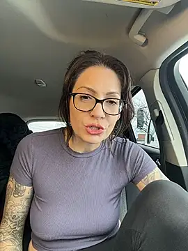 BeautifulMesss online show from March 20, 8:32 pm