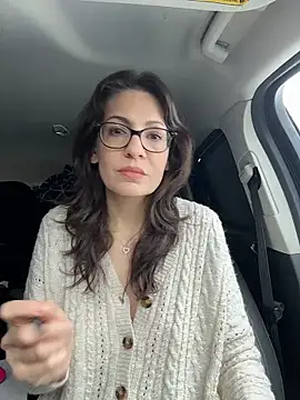 BeautifulMesss online show from March 7, 4:56 pm