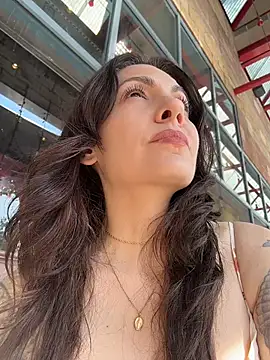 BeautifulMesss online show from July 19, 7:43 pm