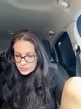 BeautifulMesss online show from November 17, 4:11 pm