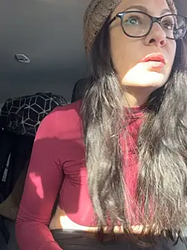 BeautifulMesss online show from December 15, 4:24 pm