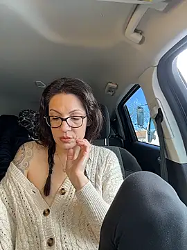 BeautifulMesss online show from March 14, 8:26 pm