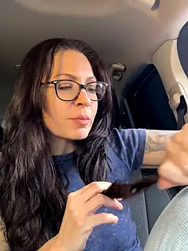 BeautifulMesss online show from October 30, 2:47 pm