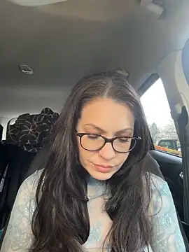 BeautifulMesss online show from November 11, 4:13 pm