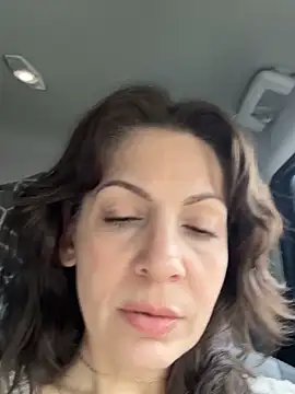 BeautifulMesss online show from April 3, 5:08 pm