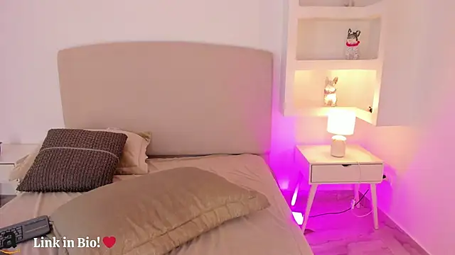 nathalynbarnes online show from January 5, 5:27 pm