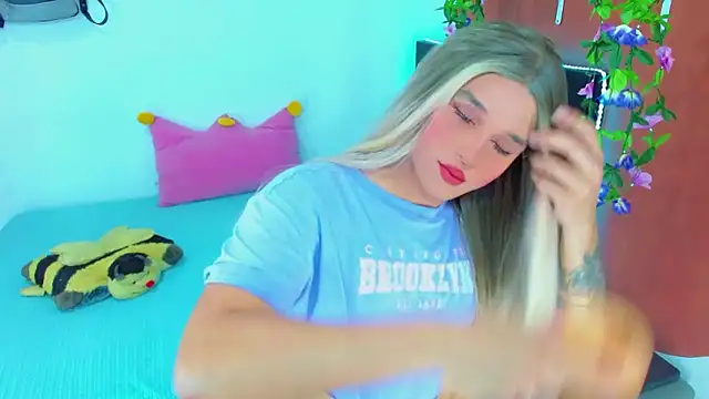 TaylorMon online show from January 8, 12:49 am