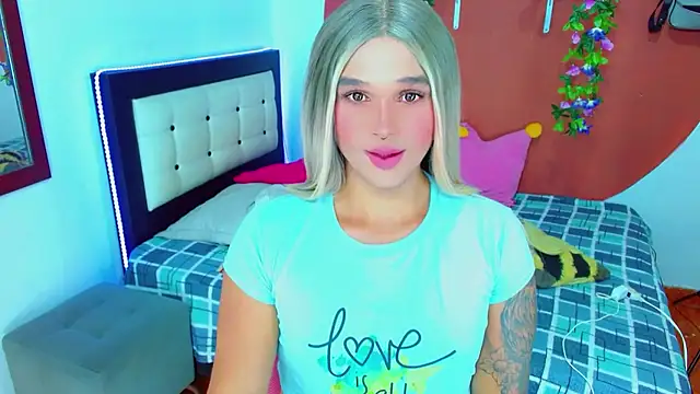 TaylorMon online show from January 17, 2:37 am