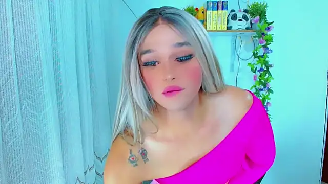 TaylorMon online show from April 25, 2:58 am