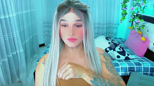 TaylorMon online show from May 2, 12:49 am