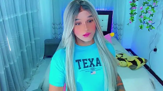 TaylorMon online show from April 21, 8:26 pm