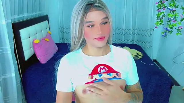 TaylorMon online show from March 18, 1:42 am