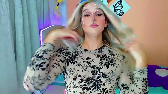 TaylorMon online show from November 1, 12:39 am