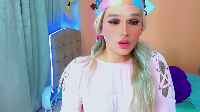 TaylorMon online show from November 6, 1:20 am