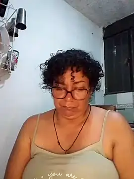 Snapshot of sorbetico_perverse chatting on June 11, 12:32 am sorbetico perverse online show from June 11, 12:32 am