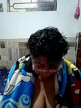 Snapshot of sorbetico_perverse chatting on January 8, 2:01 pm sorbetico perverse online show from January 8, 2:01 pm