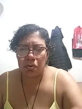Snapshot of sorbetico_perverse chatting on April 23, 12:51 pm sorbetico perverse online show from April 23, 12:51 pm
