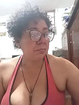 Snapshot of sorbetico_perverse chatting on May 3, 1:15 pm sorbetico perverse online show from May 3, 1:15 pm