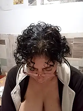 Snapshot of sorbetico_perverse chatting on February 22, 12:24 am sorbetico perverse online show from February 22, 12:24 am