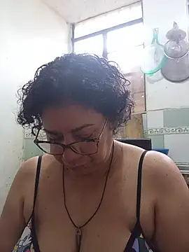 Snapshot of sorbetico_perverse chatting on May 27, 12:34 pm sorbetico perverse online show from May 27, 12:34 pm
