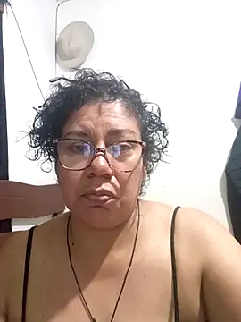 Snapshot of sorbetico_perverse chatting on April 22, 3:19 pm sorbetico perverse online show from April 22, 3:19 pm