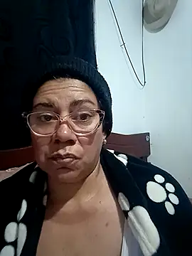 Snapshot of sorbetico_perverse chatting on December 13, 8:59 pm sorbetico perverse online show from December 13, 8:59 pm