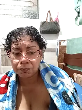 Snapshot of sorbetico_perverse chatting on February 24, 9:15 pm sorbetico perverse online show from February 24, 9:15 pm