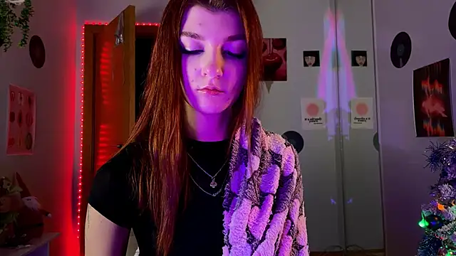 Snapshot of Bunny_ShyGirl chatting on December 23, 6:33 am Bunny ShyGirl online show from December 23, 6:33 am