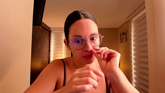 anabel 025 online show from January 15, 2:42 pm