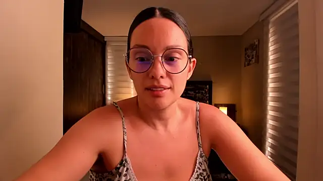 anabel 025 online show from December 18, 5:28 pm